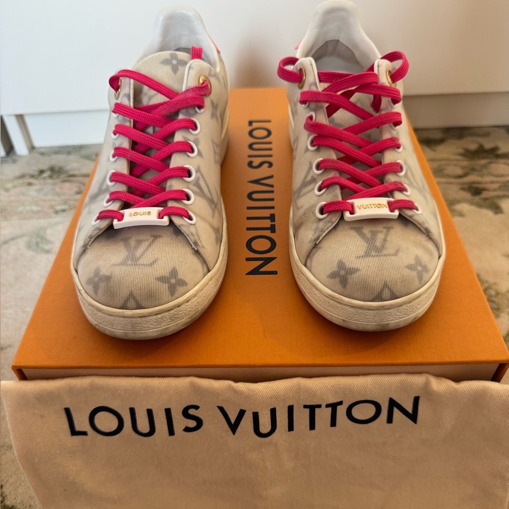 Louis Vuitton LV Monogram Canvas Sneakers – Size 38